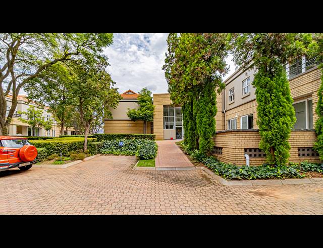 158M² OFFICE TO LET IN FERNDALE